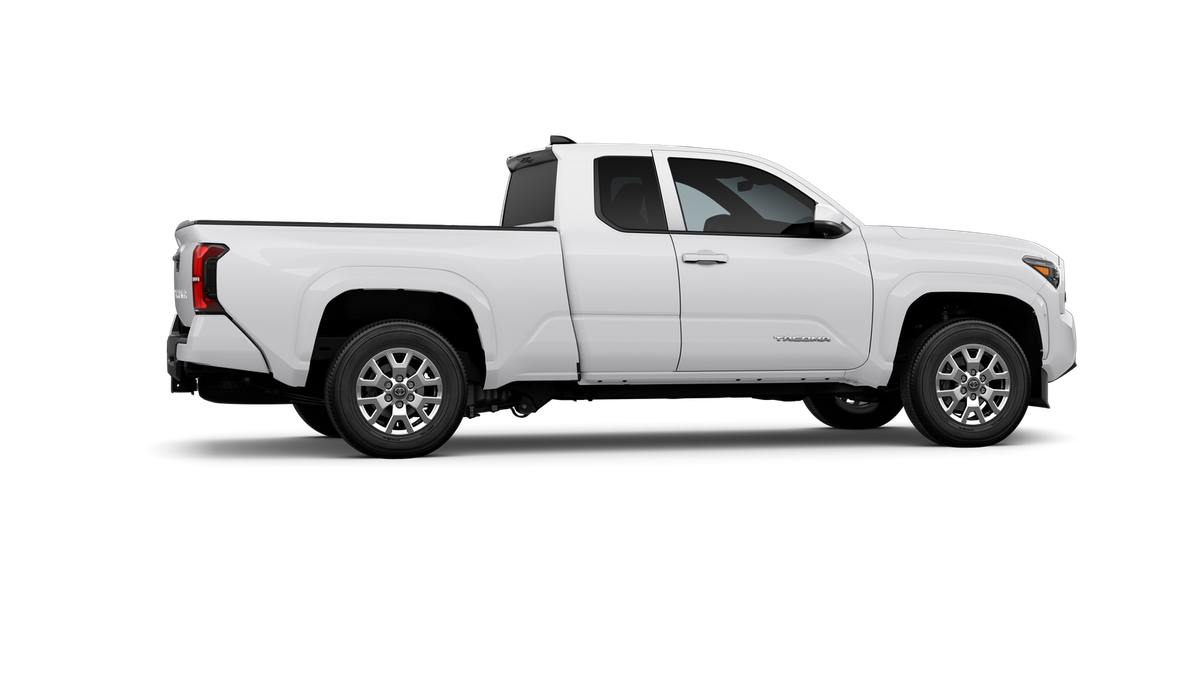 2025 Toyota Tacoma SR5 XtraCab photo 15