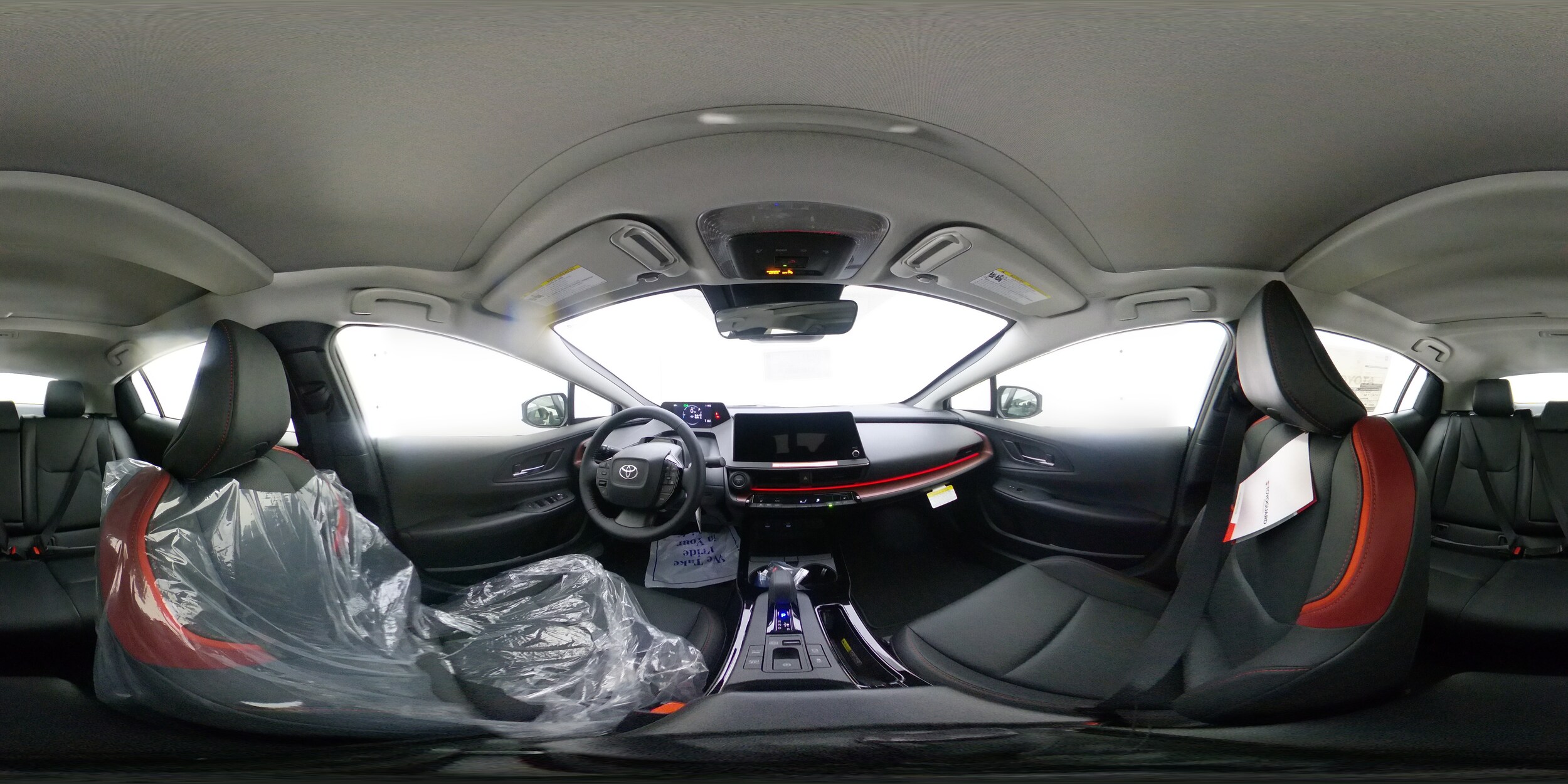 2025 Toyota Prius Plug-in Hybrid XSE photo 19