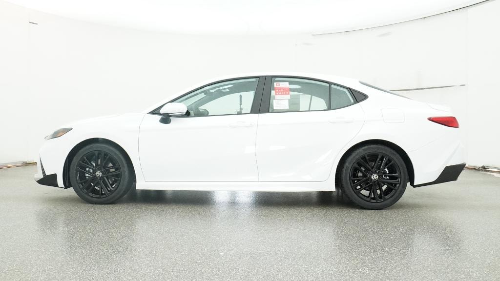 Used 2025 Toyota Camry SE Sedan