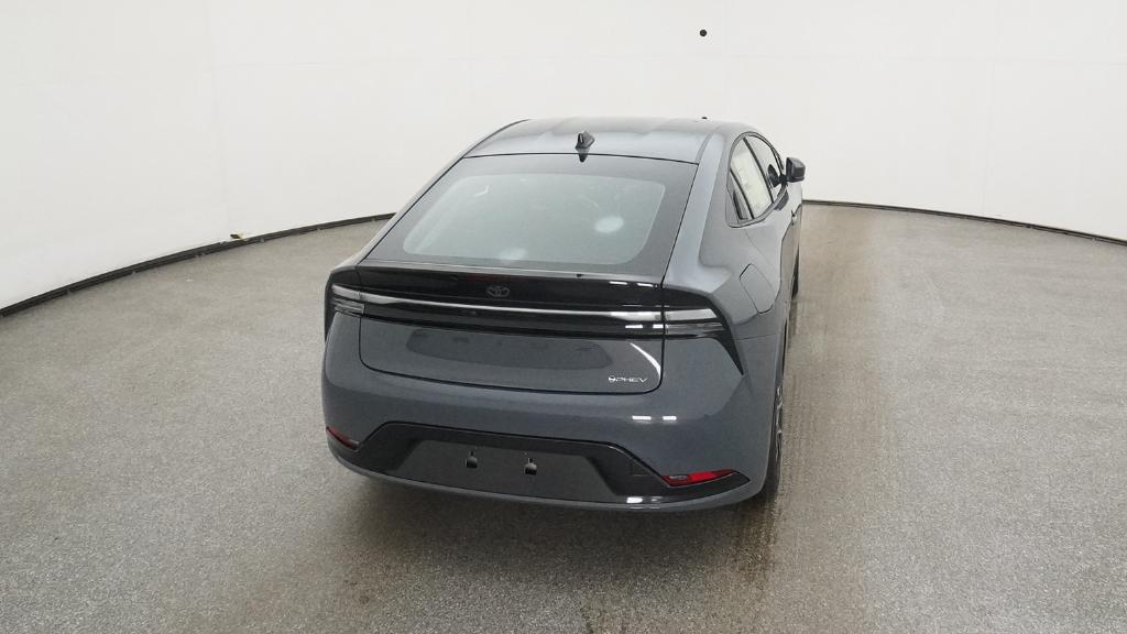 2026 Toyota Prius Plug-in Hybrid XSE photo 16