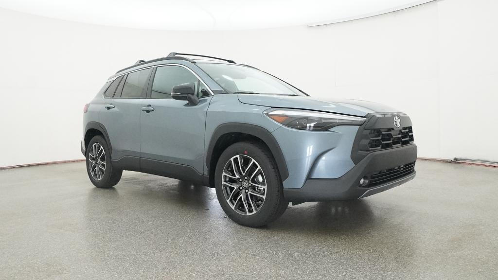 2026 Toyota Corolla Cross XLE photo 8