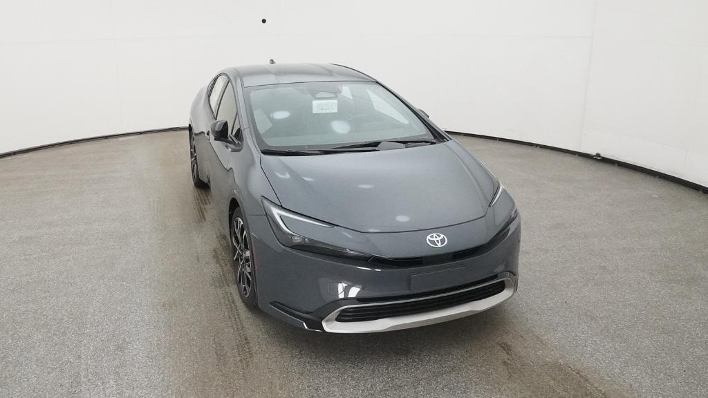 2026 Toyota Prius Plug-in Hybrid XSE photo 10