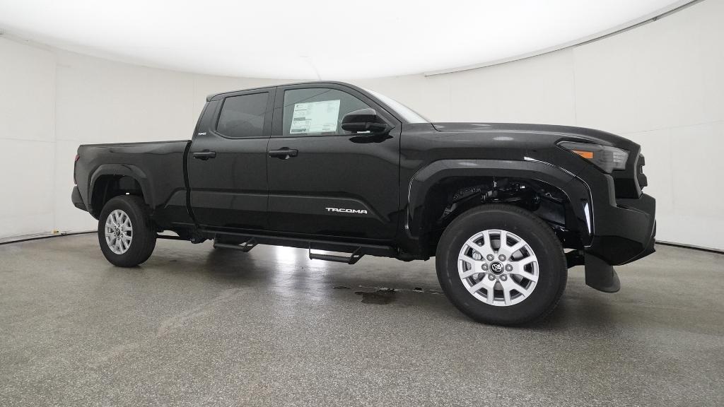 2025 Toyota Tacoma SR5 photo 2