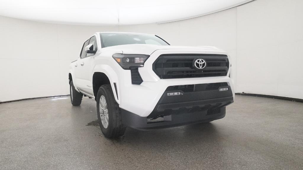 2025 Toyota Tacoma SR5 photo 27
