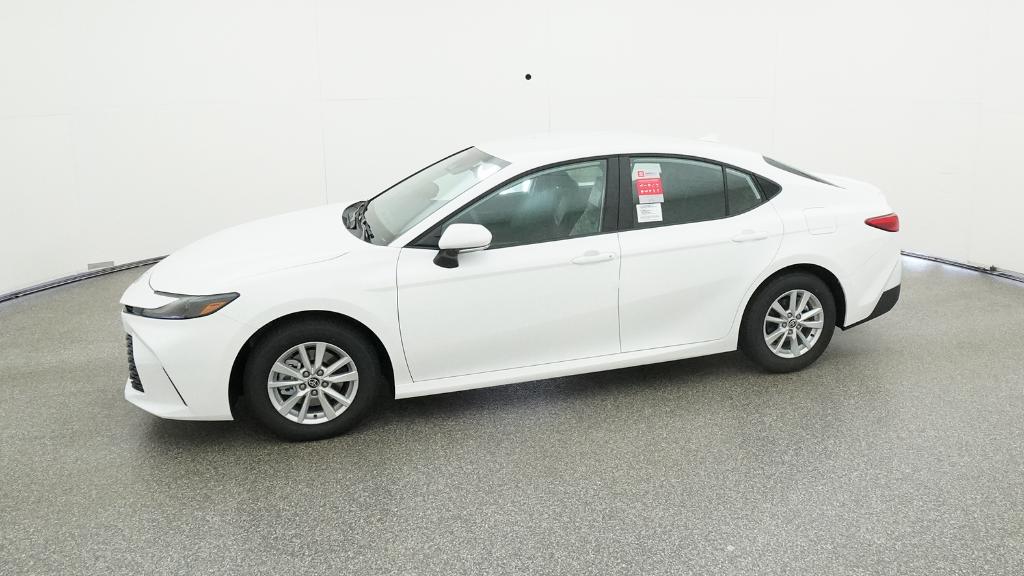 2025 Toyota Camry LE photo 30