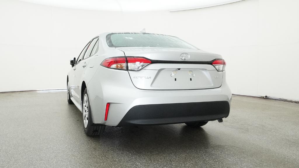 2025 Toyota Corolla LE photo 2