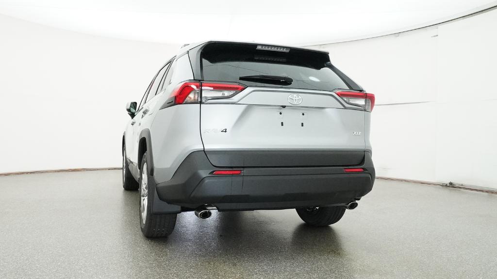 2025 Toyota RAV4 XLE Premium photo 2