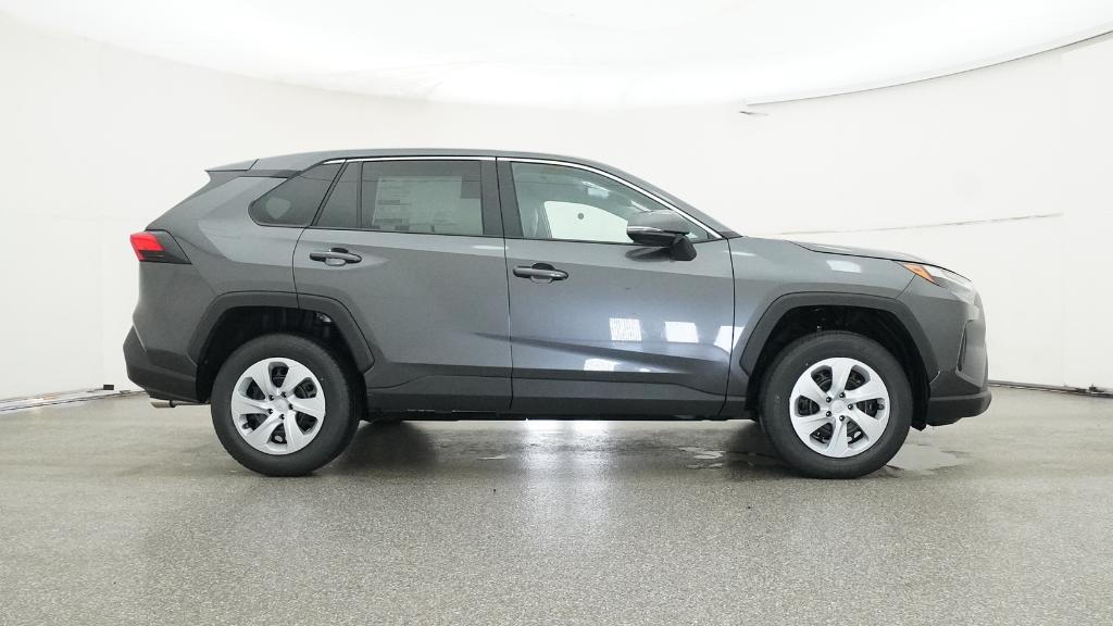 2025 Toyota RAV4 LE photo 3