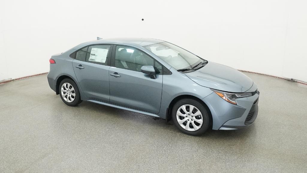 2025 Toyota Corolla LE photo 4