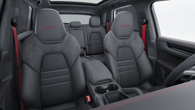 2025 Porsche Cayenne GTS - Photo 42
