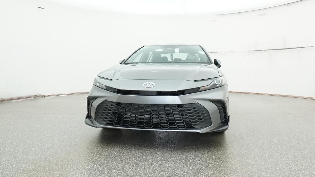 2026 Toyota Camry SE photo 2