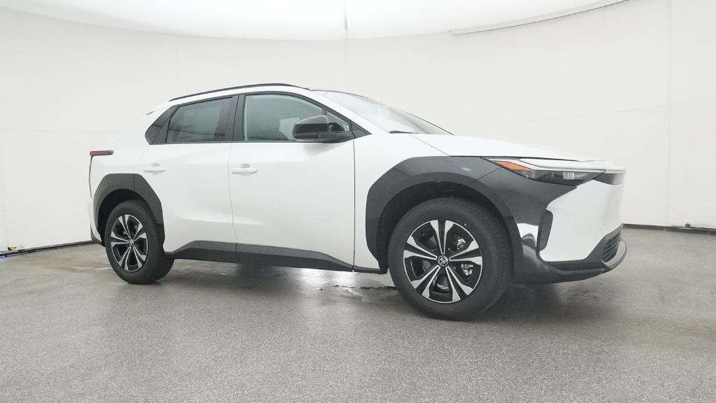 2025 Toyota bZ4X XLE photo 6