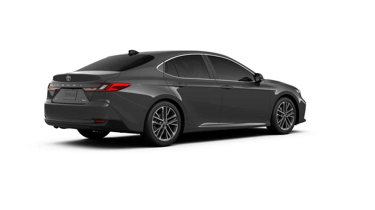 2025 Toyota Camry XLE photo 9