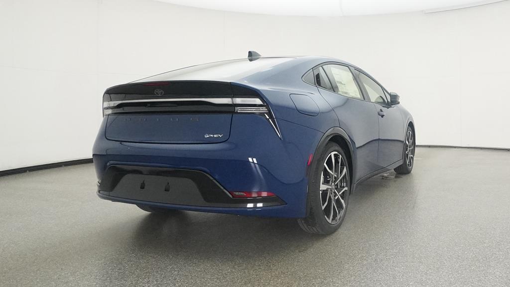 2025 Toyota Prius Plug-in Hybrid XSE photo 29