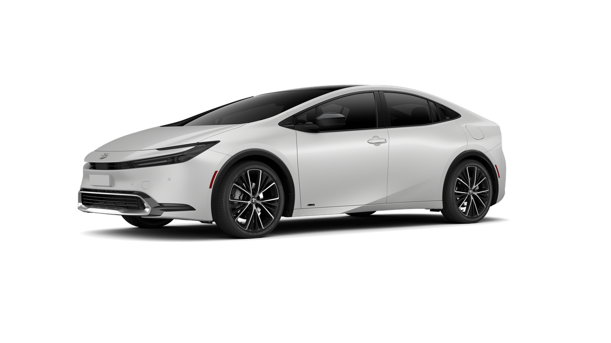 2026 Toyota Prius XLE photo 2