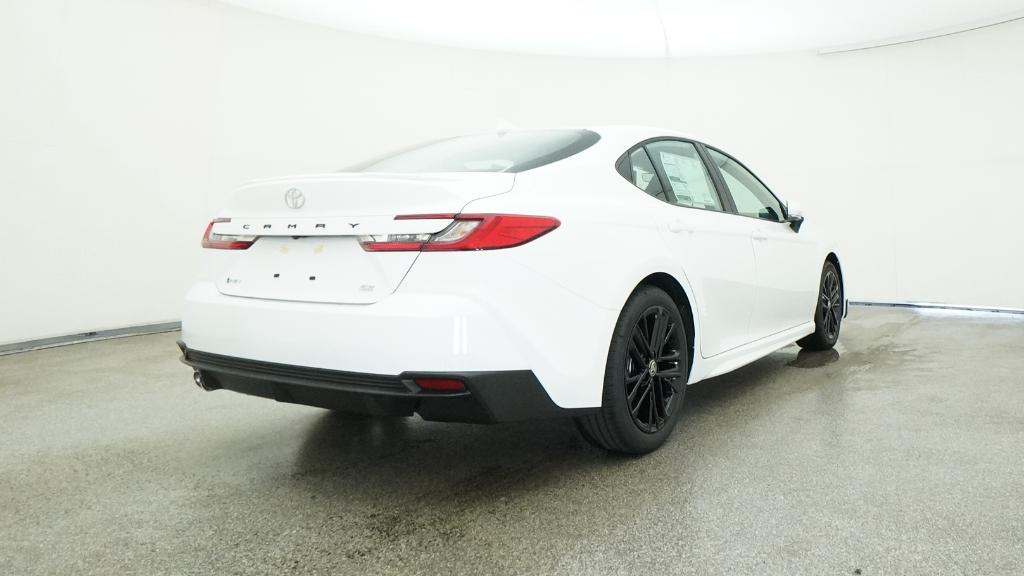 2025 Toyota Camry SE photo 19