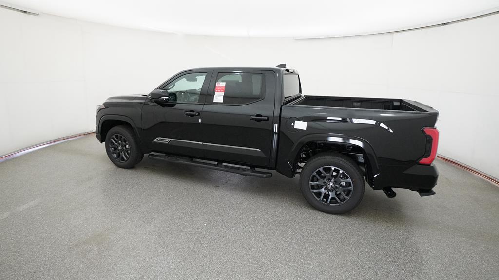 2025 Toyota Tundra Platinum CrewMax photo 4