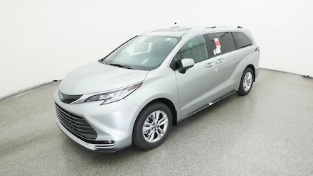 2025 Toyota Sienna Limited 7 Passenger Van Passenger Van