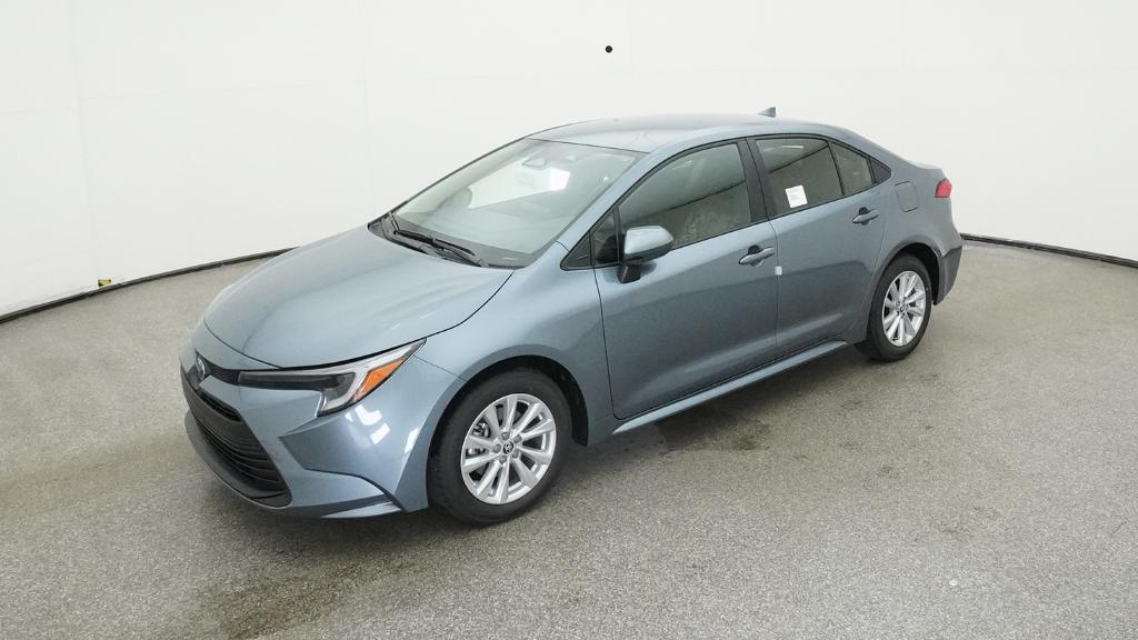2025 Toyota Corolla Hybrid LE photo 4