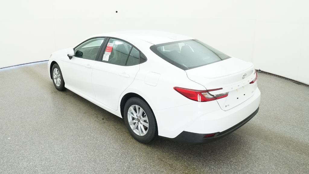 2025 Toyota Camry LE photo 15