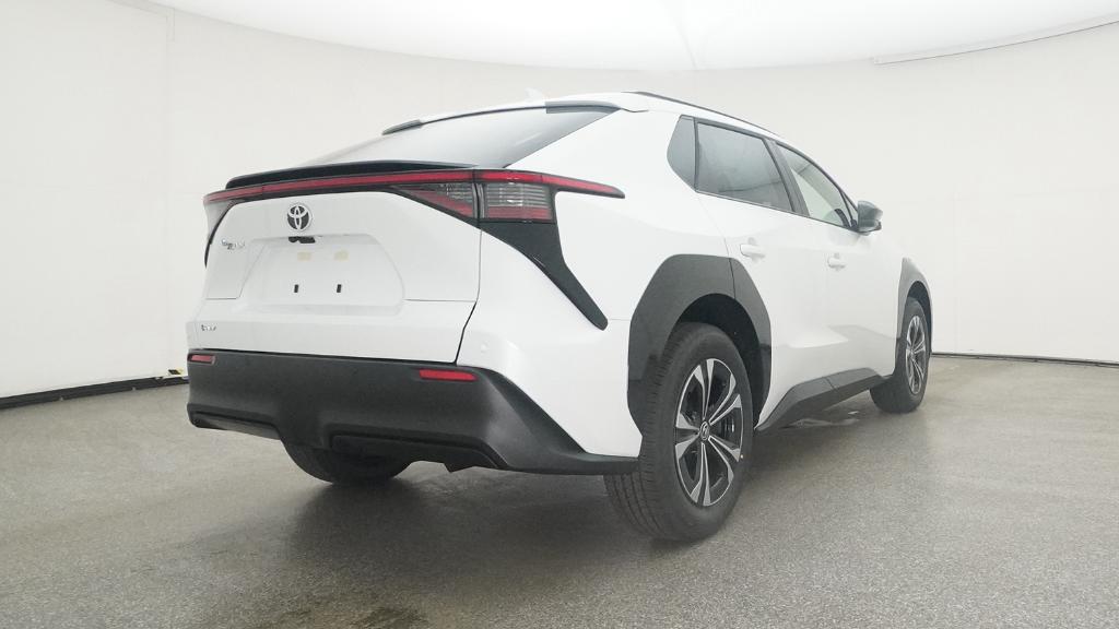 2025 Toyota bZ4X XLE photo 32