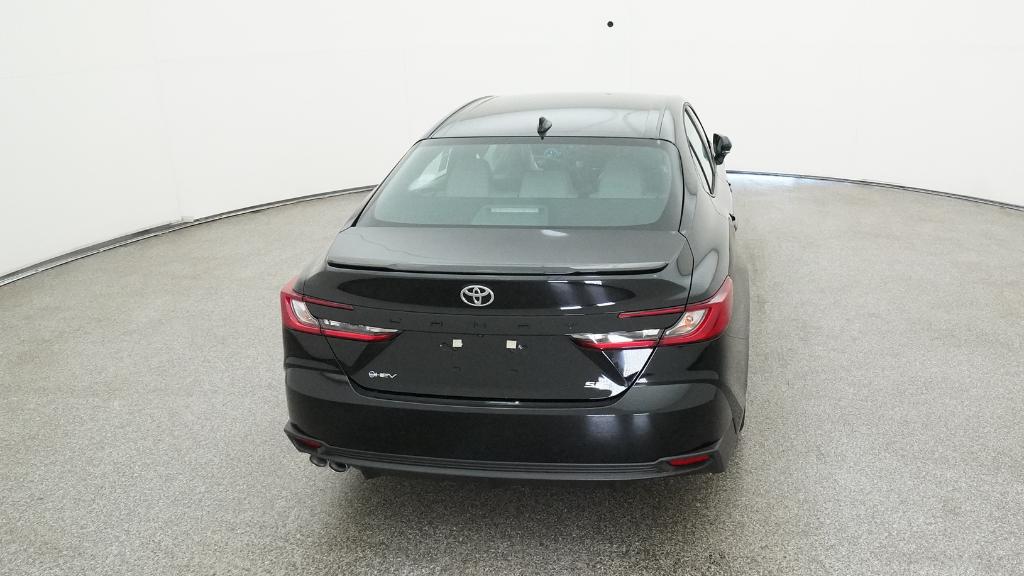2025 Toyota Camry SE photo 2