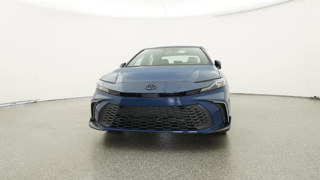 2026 Toyota Camry SE photo 3