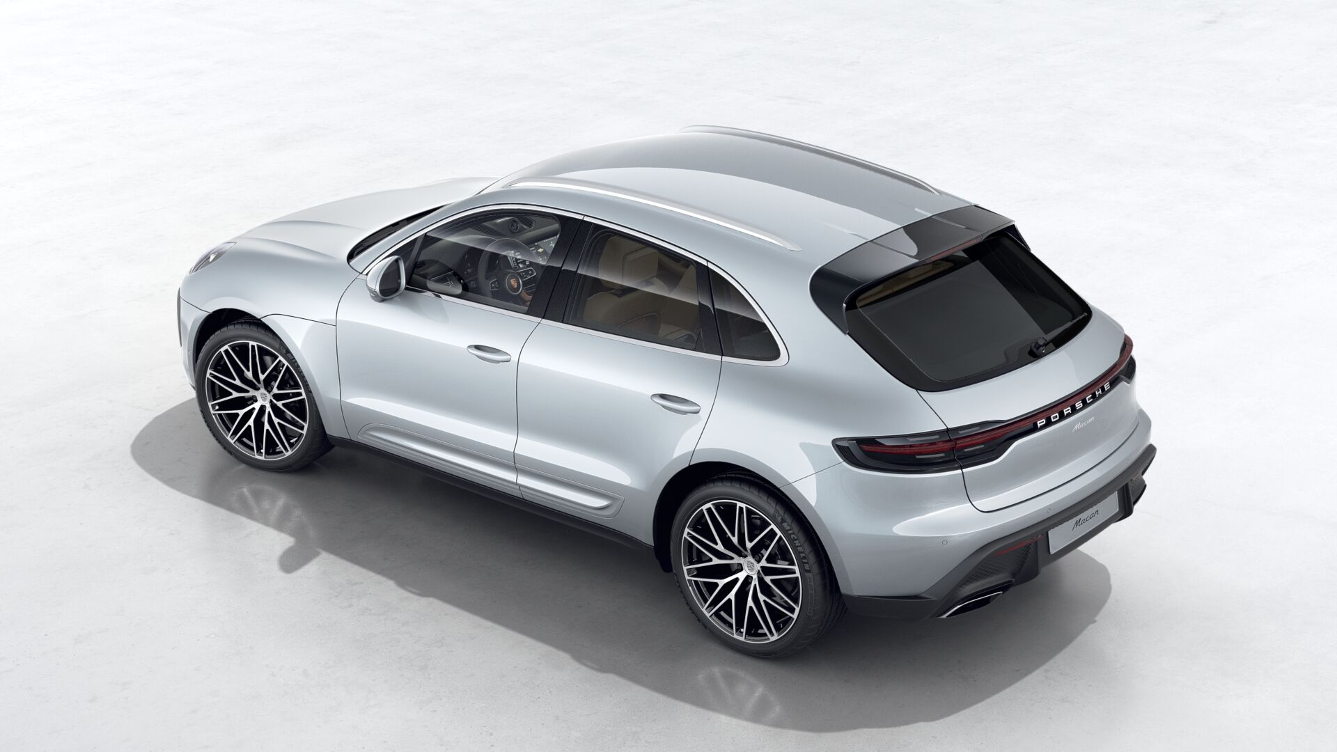 2025 Porsche Macan T photo 4