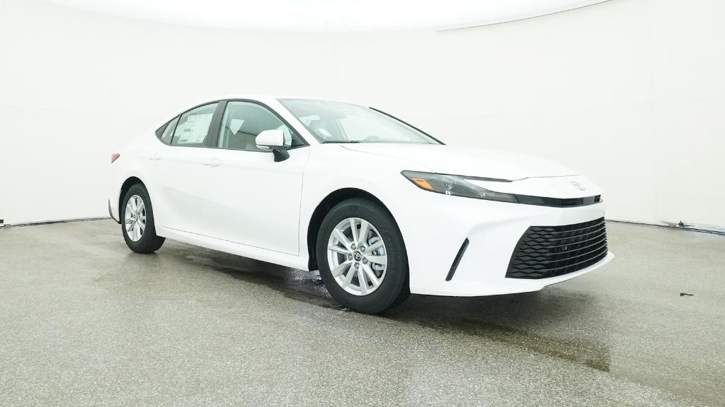 2025 Toyota Camry LE photo 20