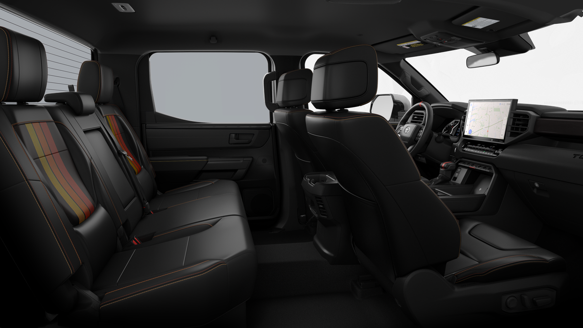 2025 Toyota Tundra SR5 CrewMax photo 3