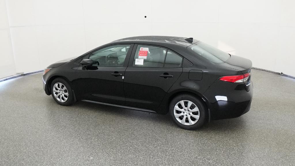 2025 Toyota Corolla LE photo 10