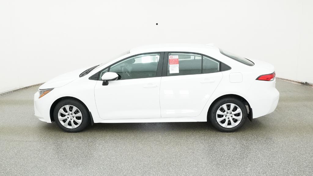 2025 Toyota Corolla LE photo 3