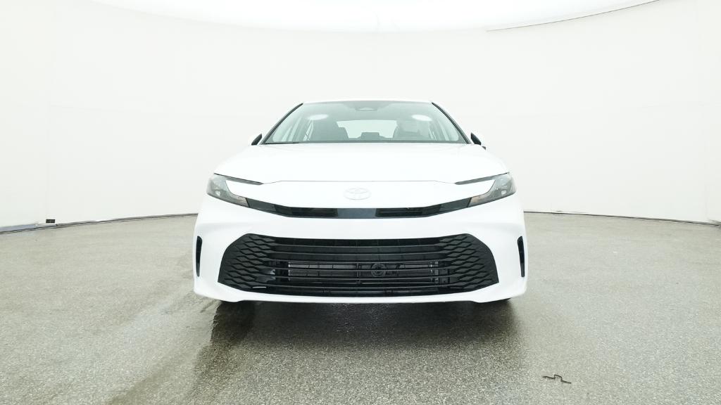 2025 Toyota Camry LE photo 12