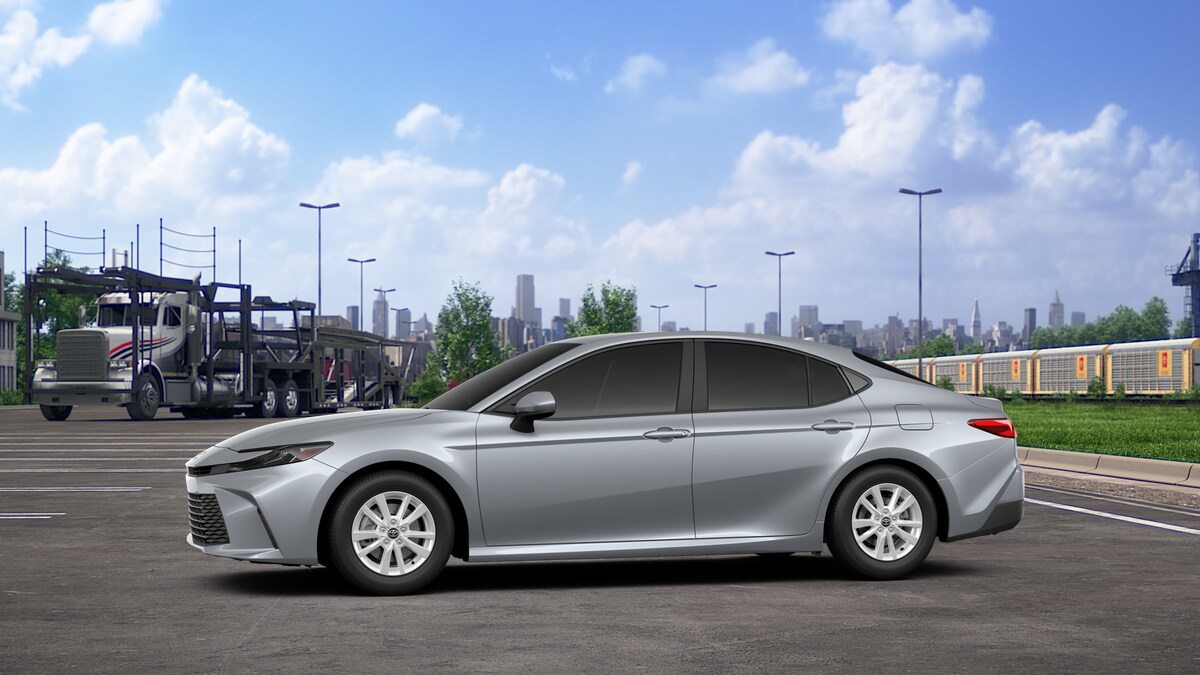 2026 Toyota Camry LE photo 2