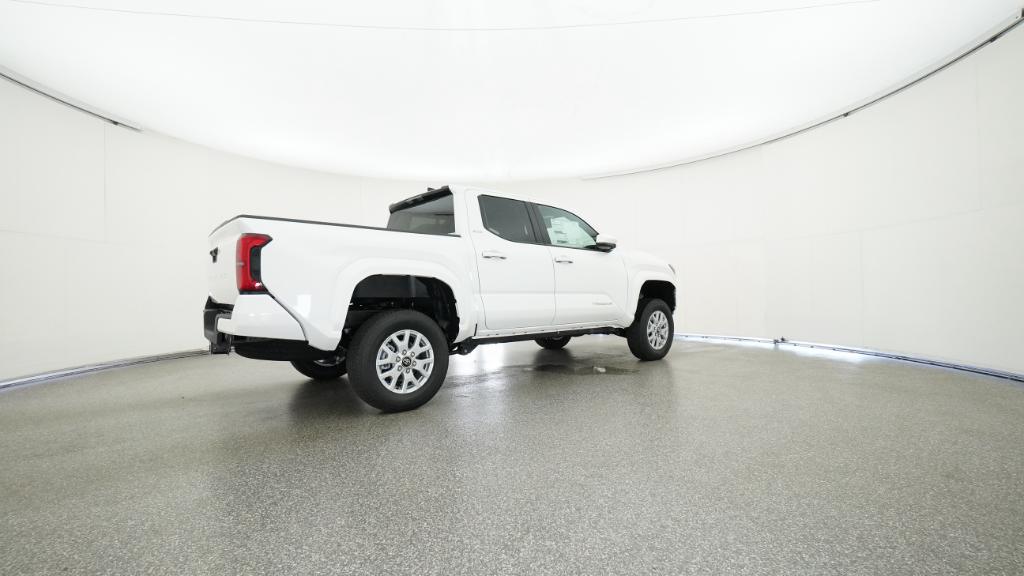 2025 Toyota Tacoma SR5 4x4 Double Cab photo 3