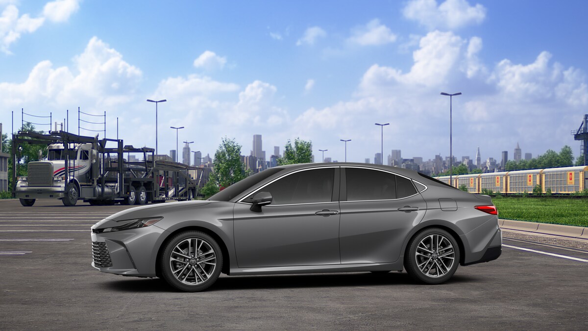 2026 Toyota Camry XLE photo 3