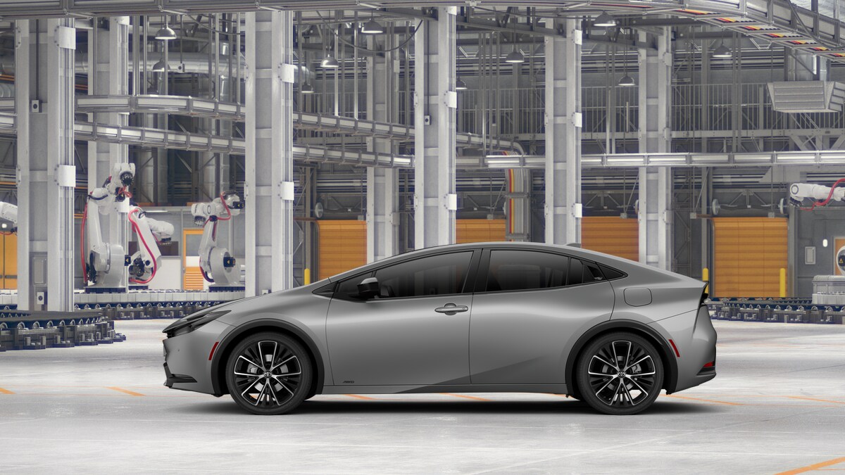 2026 Toyota Prius XLE photo 4