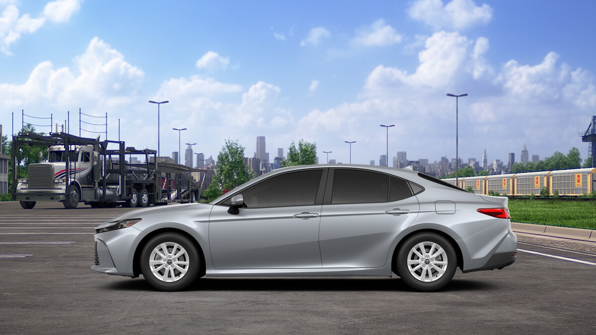 2026 Toyota Camry LE photo 3
