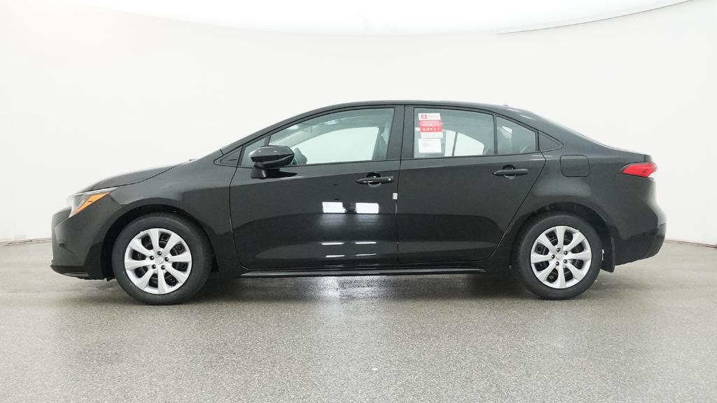 2026 Toyota Corolla LE photo 4