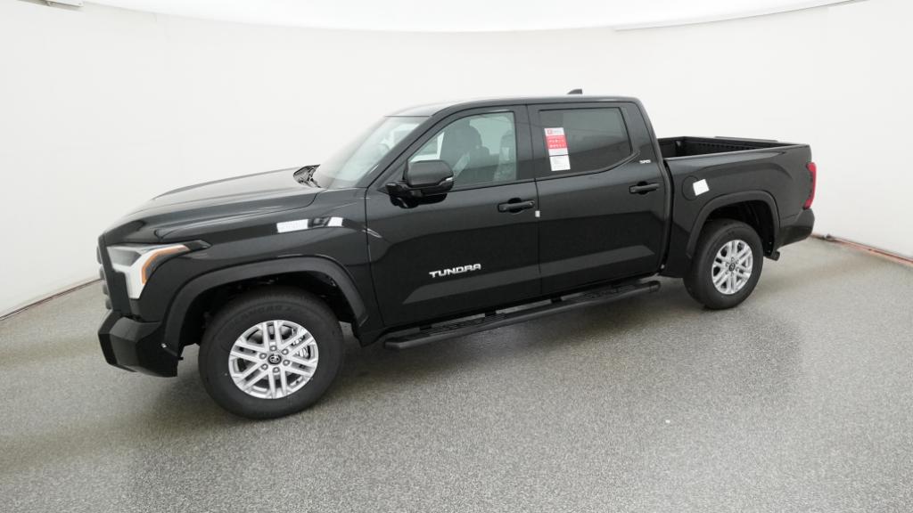 2026 Toyota Tundra SR5 CrewMax photo 4