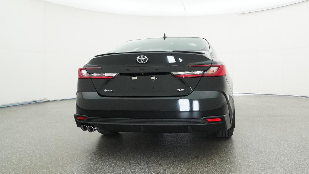 2026 Toyota Camry SE photo 6