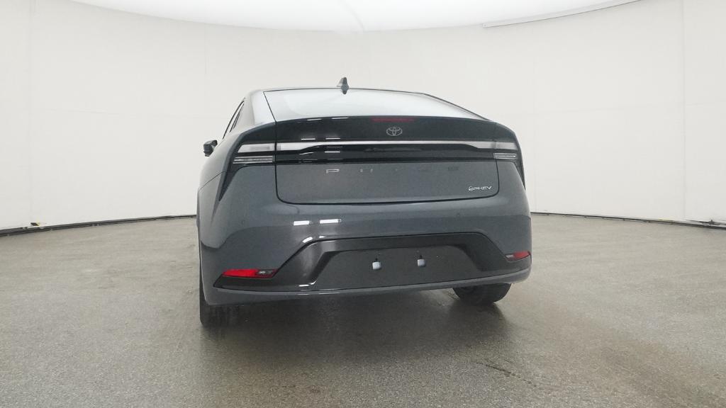 2026 Toyota Prius Plug-in Hybrid XSE photo 32