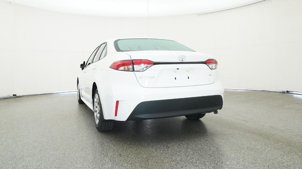 2025 Toyota Corolla LE photo 2