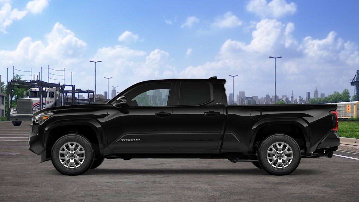 2025 Toyota Tacoma SR5 photo 4