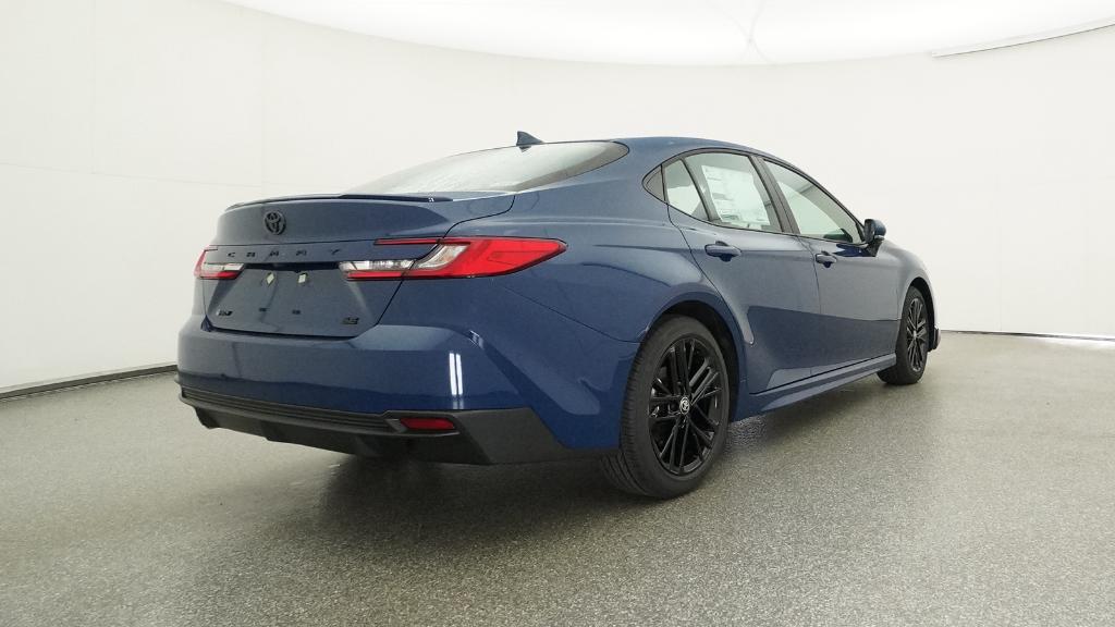 2026 Toyota Camry SE photo 2