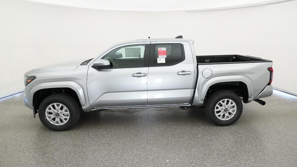 2025 Toyota Tacoma SR5 Double Cab photo 3