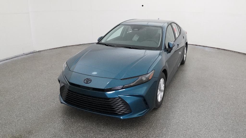2026 Toyota Camry LE photo 18