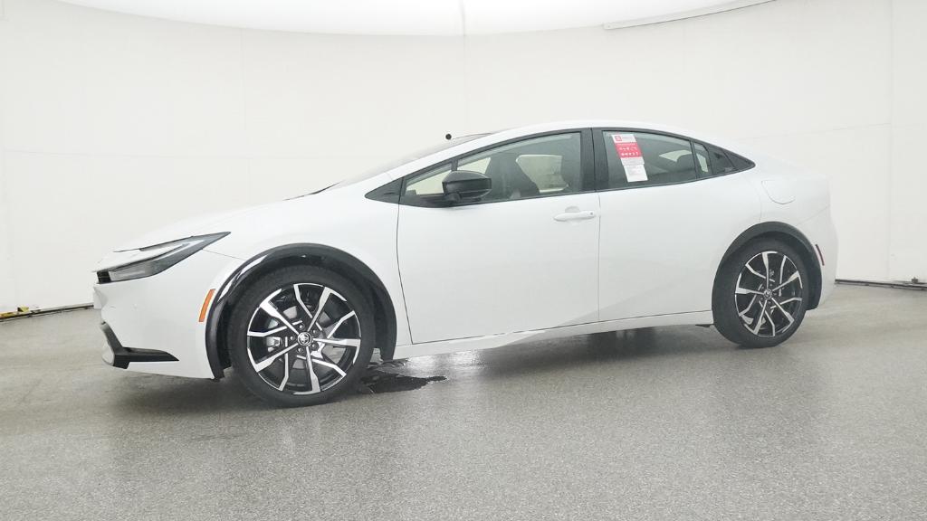 2025 Toyota Prius Plug-in Hybrid XSE photo 2