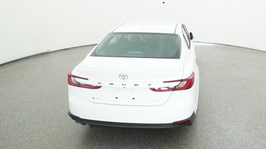 2025 Toyota Camry SE photo 18