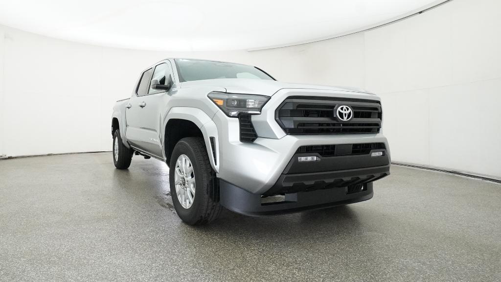 2025 Toyota Tacoma SR5 Double Cab photo 2